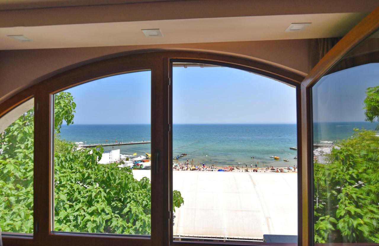 Arcadia Marine Hotel Odessa Exterior photo